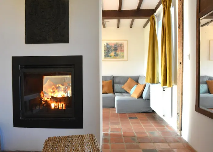 Peaceful Semesterbostad *